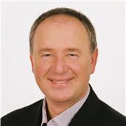 I am fluent in English, business English
Happy to help Hungarian or other foreign people to improve their English knowledge from beginner, intermediate ..... levels.